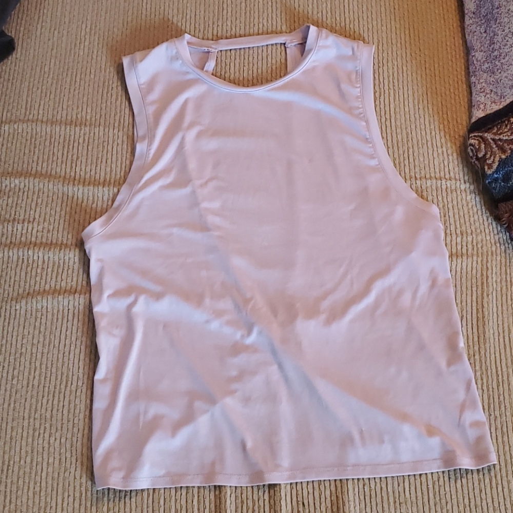 Fabletics top